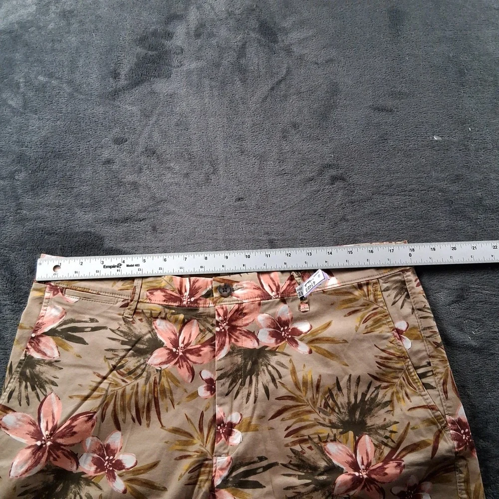 Goodfellow & Co Chino Shorts Mens 36 Tan Tropical Floral Palm Leaf Print